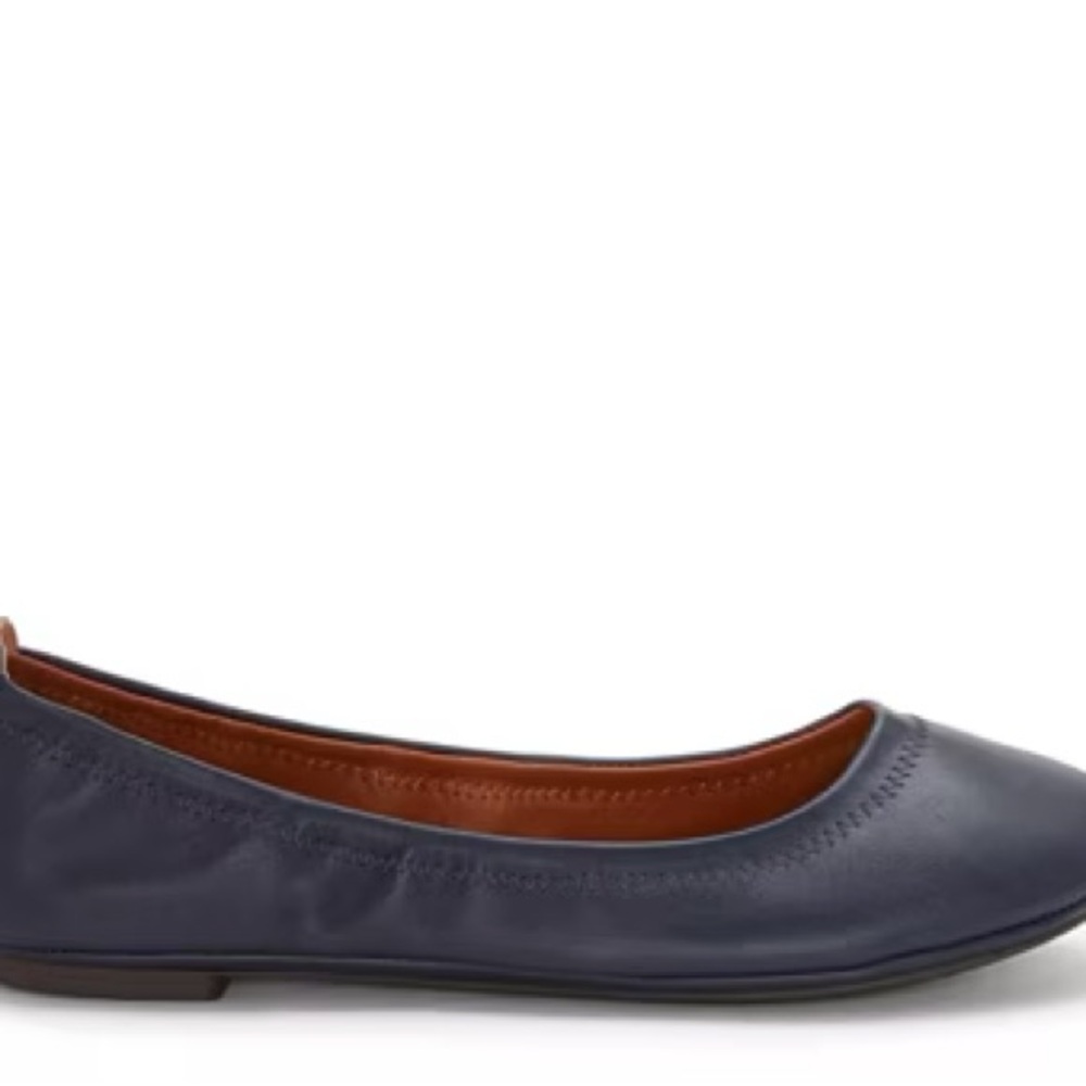 NWT Lucky Brand Navy Women's Leather Emmie 2 Flats
